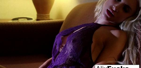  Hotel slut Alix gets herself all hot and bothered